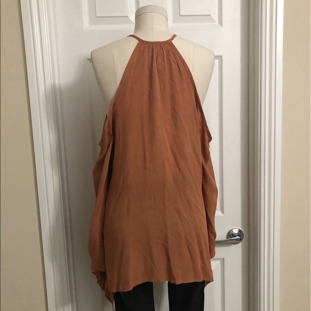 Fashion Line - Picture 2 of 5